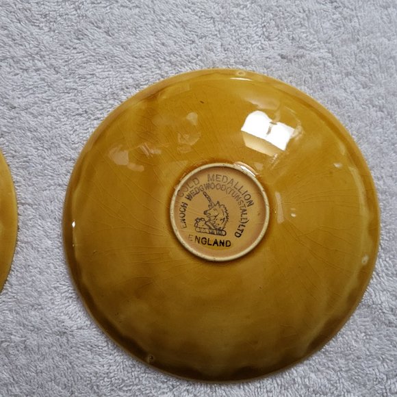 Gold Medallion Enoch Wedgwood Tunstall Tea Cup Saucer Set Of 4 GUC - Picture 8 of 12